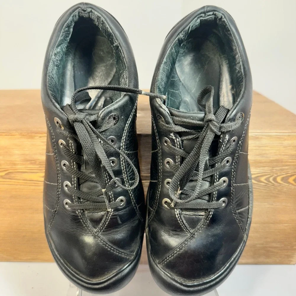 KEEN Presidio Lace Up Shoe Women SZ 8 Leather Gorpcore Hiking Comfort Minimalist